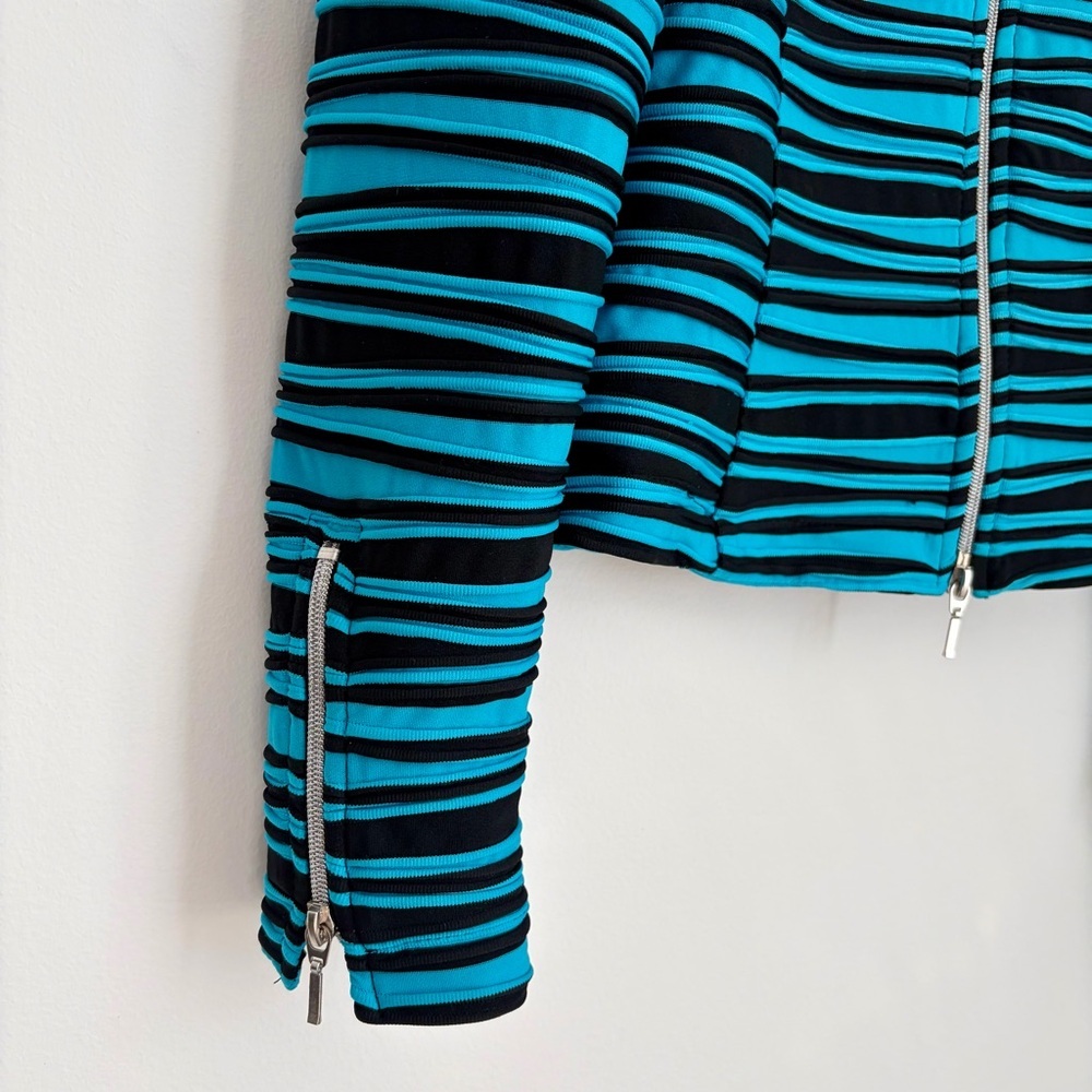Joseph Ribkoff Textured Zip Jacket - Size 8 - Picture 4 of 7